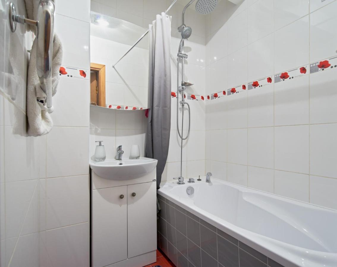 Spacious Central Apartments Аеропорт Вільнюс Екстер'єр фото